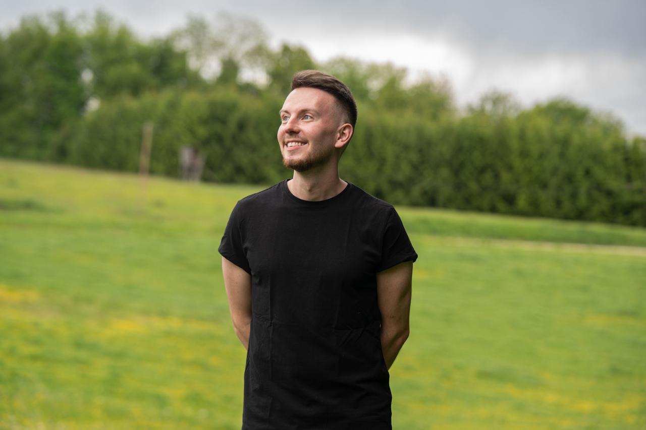 Julian in der Natur